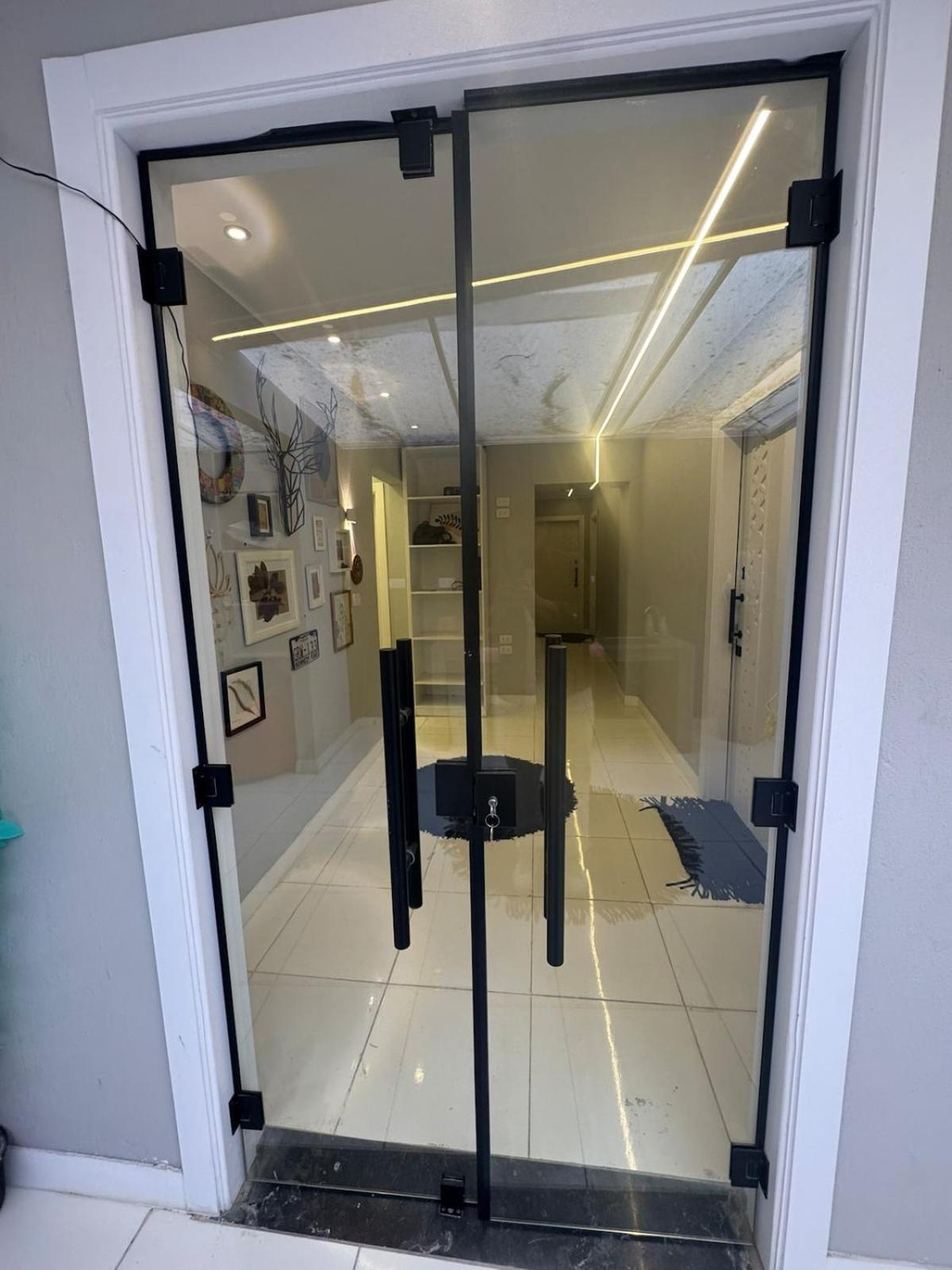 Serviced 239 Apartment *