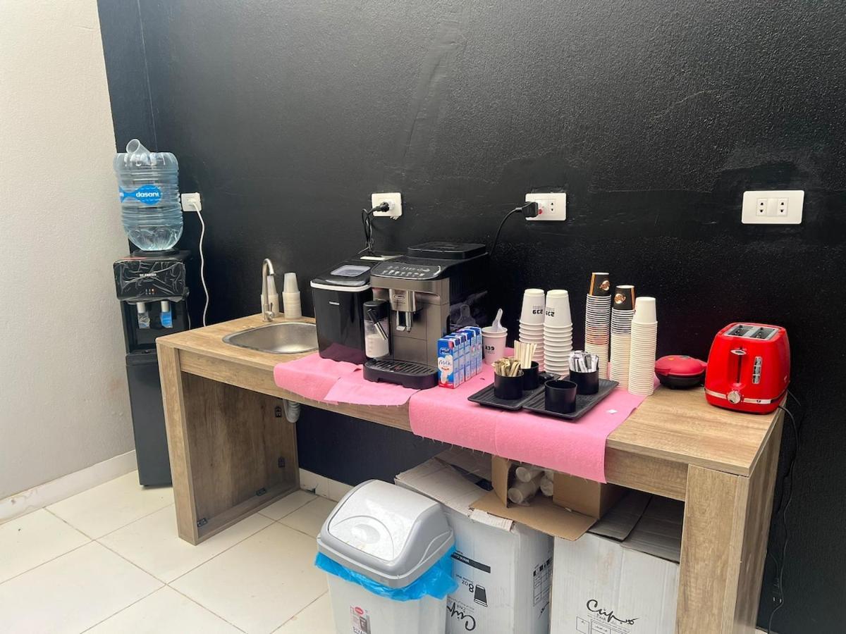 Serviced 239 Cairo