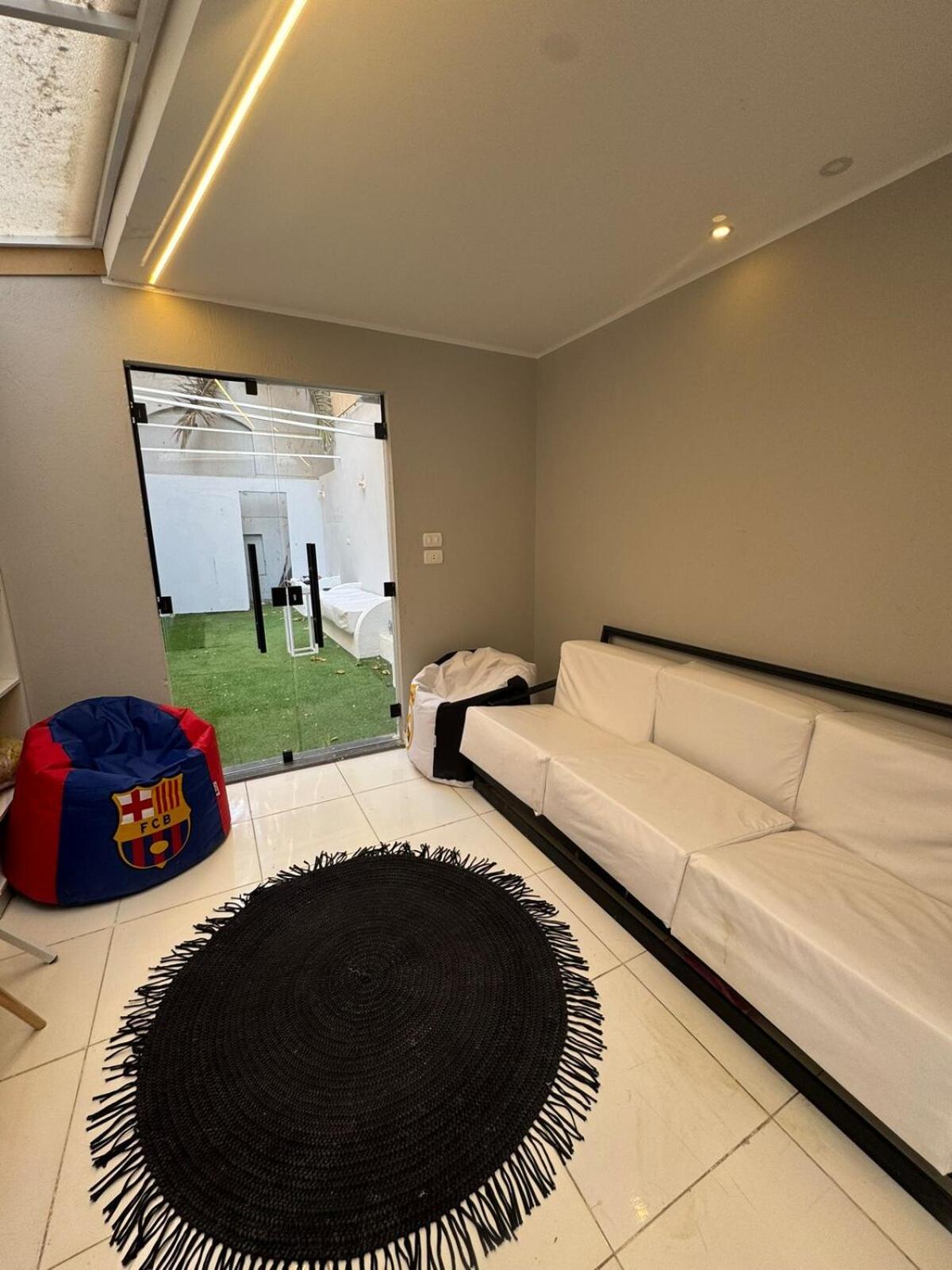 Serviced 239 Apartment